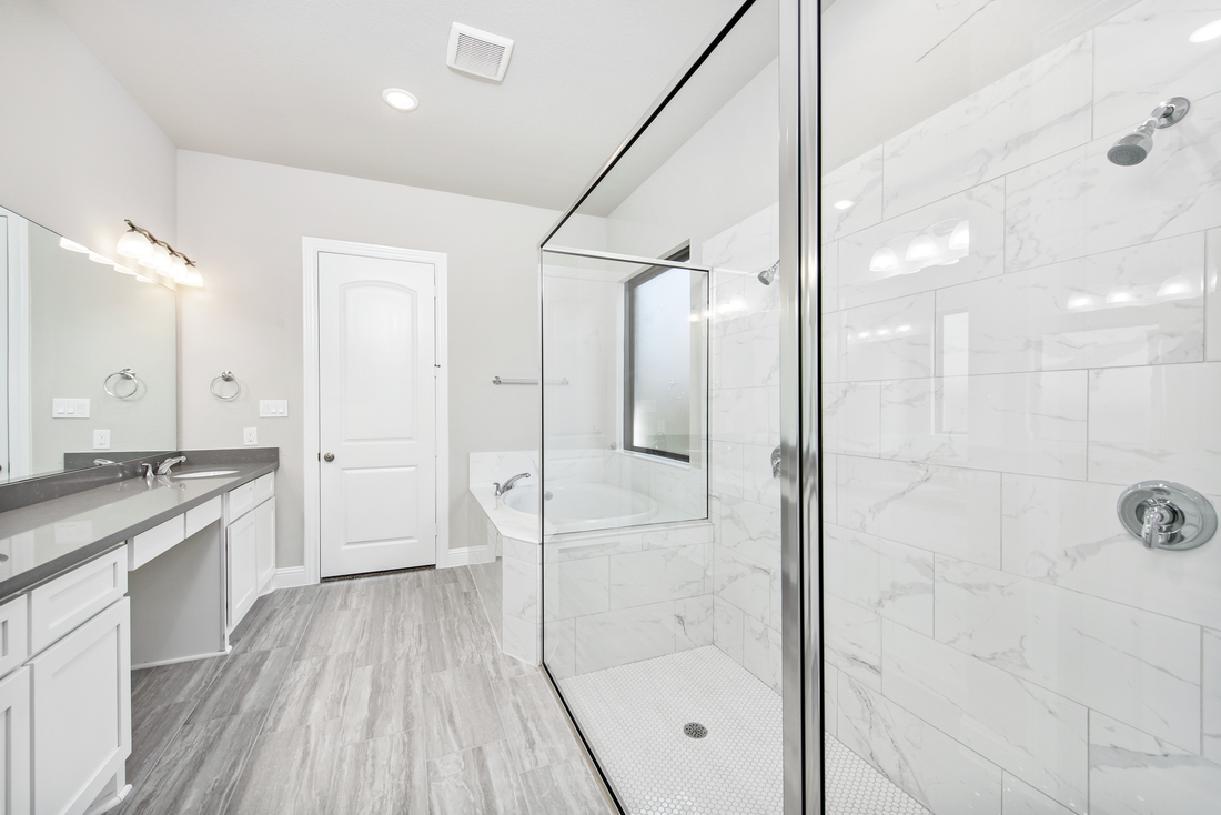 Resort-style primary bath