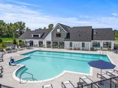 Reserve at West Bloomfield por Toll Brothers en Detroit Michigan