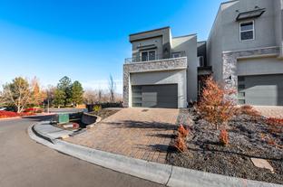 Overlook Elite Transitional - Hilltop by Toll Brothers: Reno, Nevada - Toll Brothers