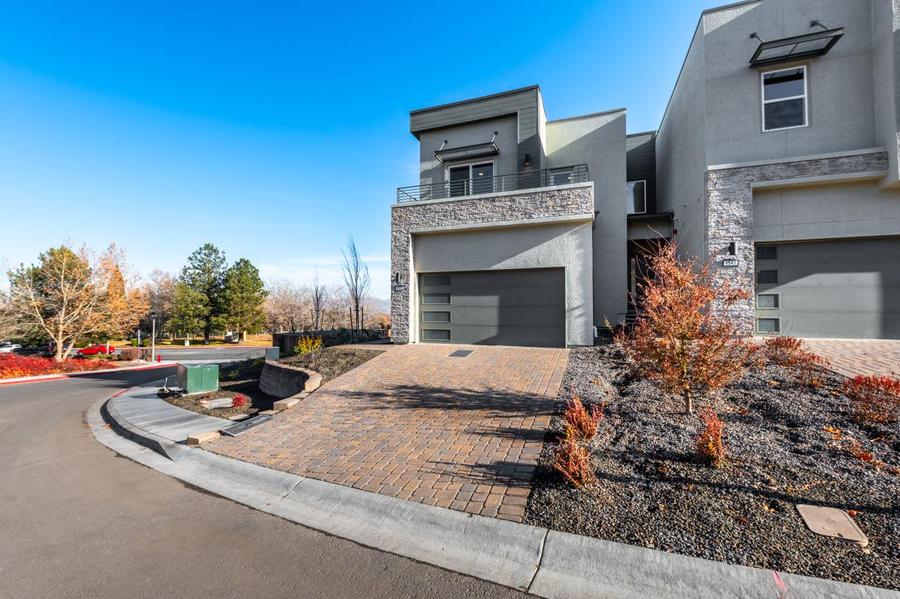 Overlook Elite by Toll Brothers in Reno NV