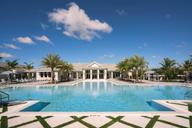 Azure at Hacienda Lakes - Estate Collection por Toll Brothers en Naples Florida