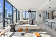 151 Bay Street at Provost Square por Toll Brothers en Hudson County New Jersey