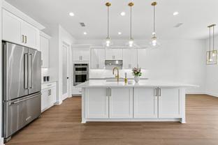 Fredrick - Riverside Oaks - Estates Collection: Sanford, Florida - Toll Brothers