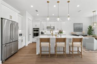 Fredrick - Riverside Oaks - Estates Collection: Sanford, Florida - Toll Brothers
