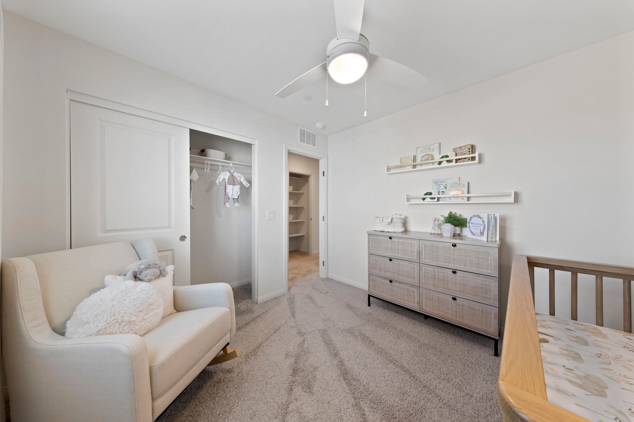 5272 Damrow Ave. Las Vegas, NV 89122