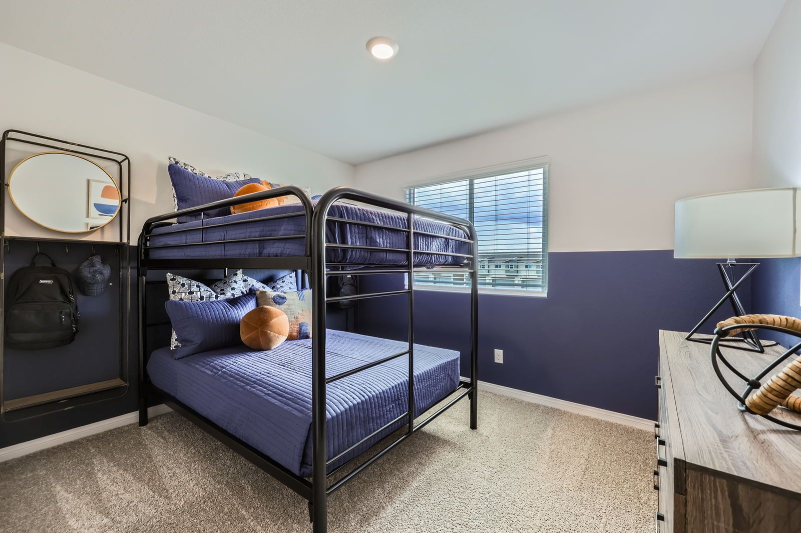 5272 Damrow Ave. Las Vegas, NV 89122