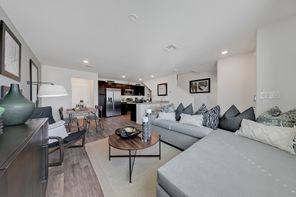 6812 Plum Crazy Ct (Crimson Plan 523)
