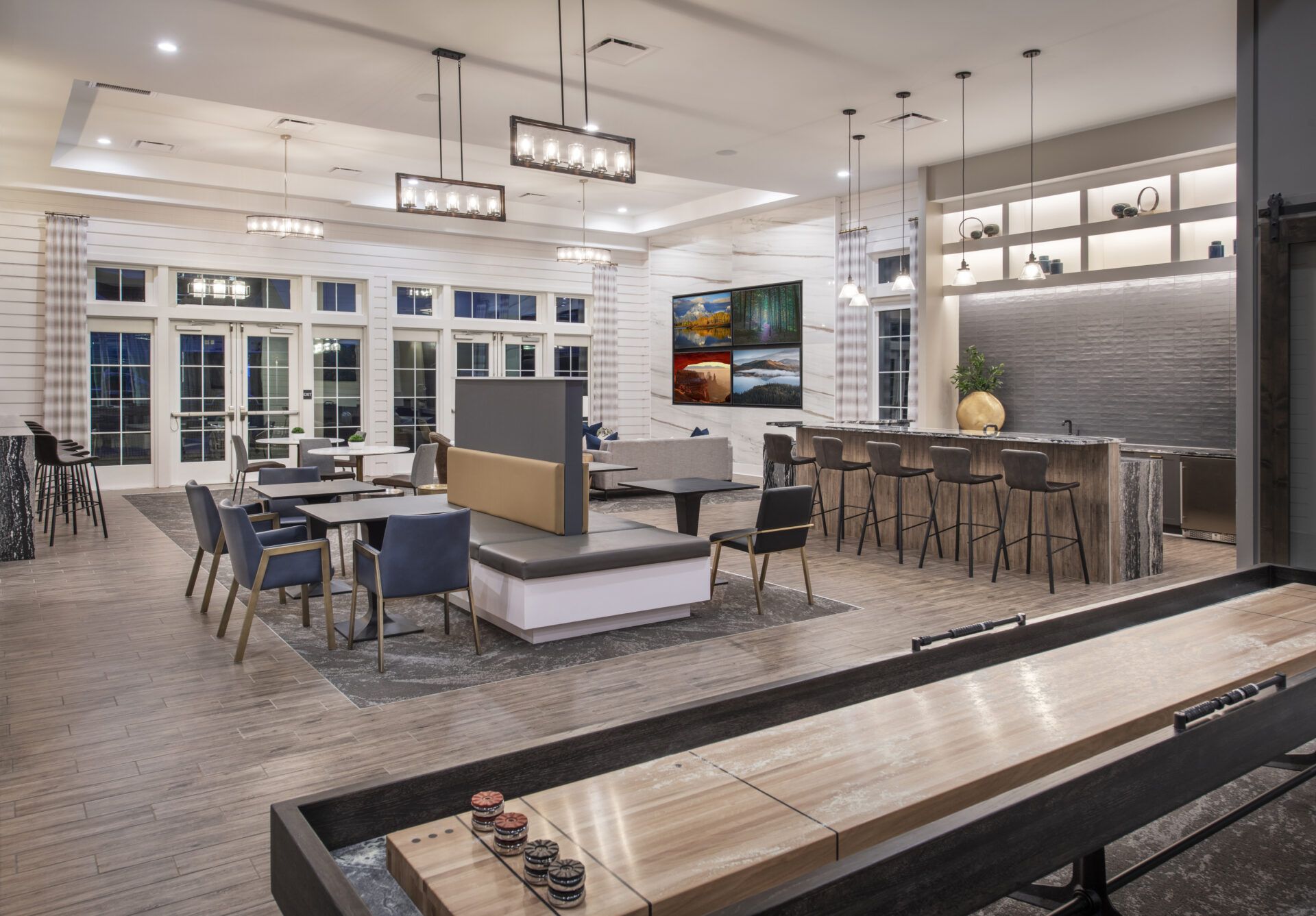 Clubhouse Bar & Shuffleboard