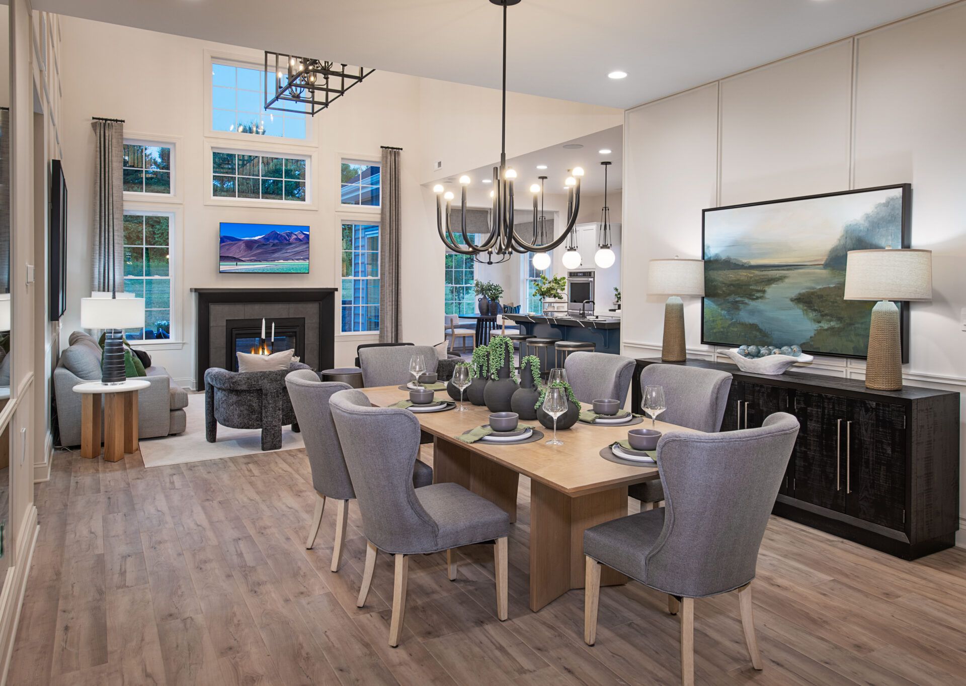 The Pinnacle Franklin Model Dining Room and Great Room