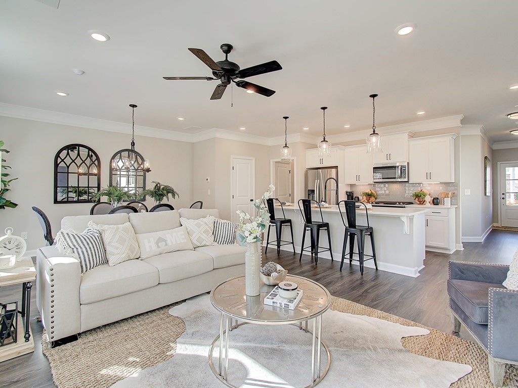 Brooks Plan Representative Photo Main Floor
