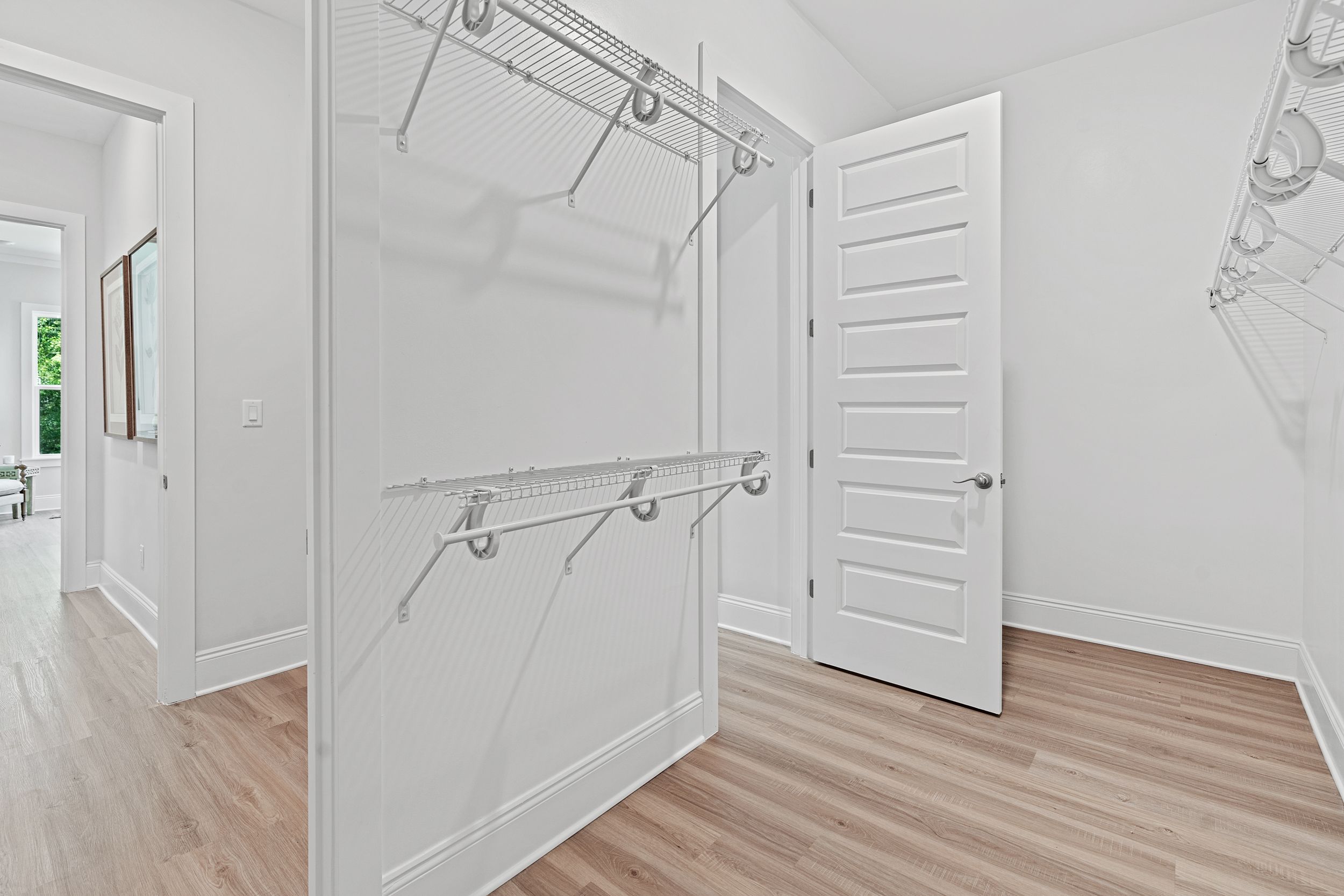 Marco Owner's Closet