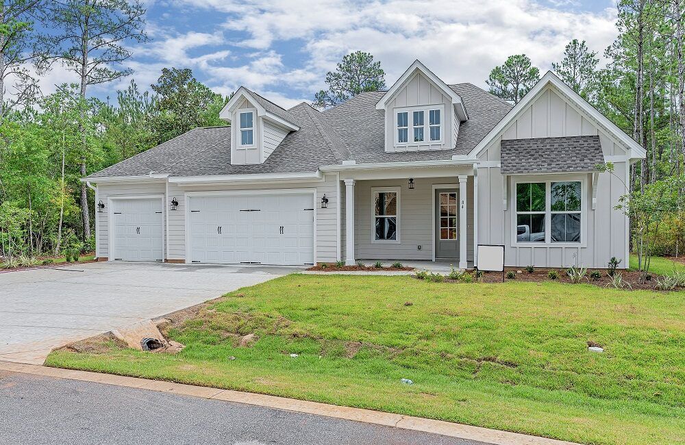 20 Mackenzie Lane. Freeport, FL 32439