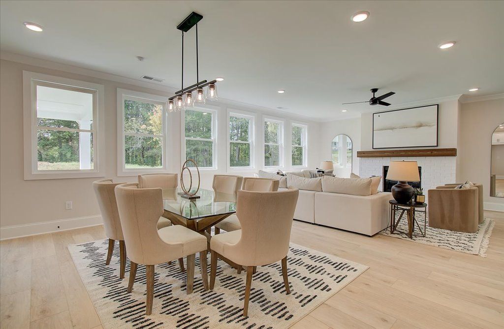Dining/Family Room