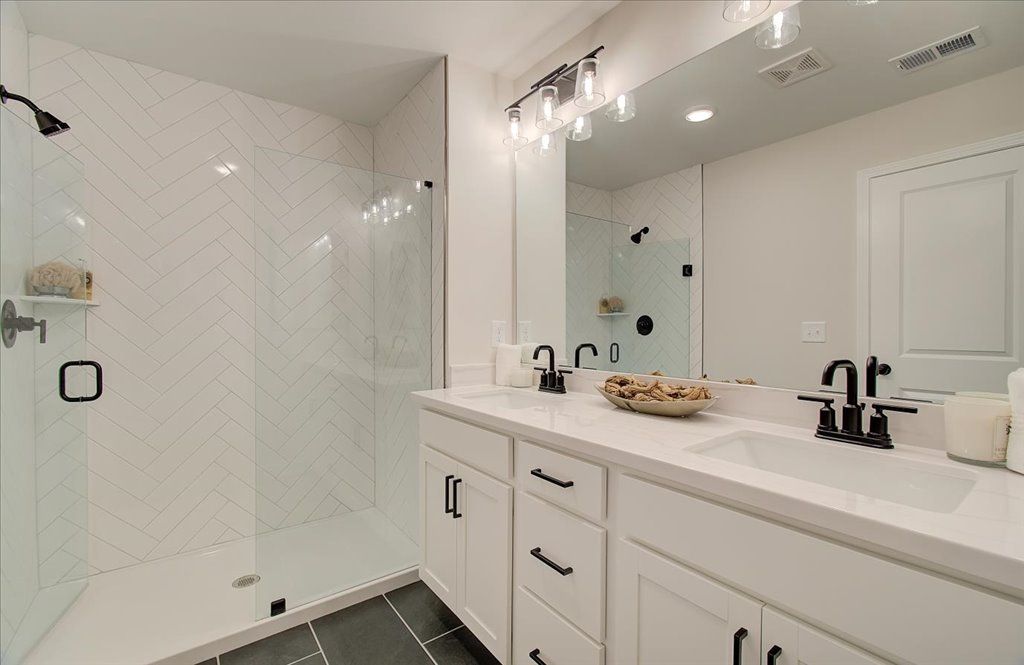 Owner's Bathroom