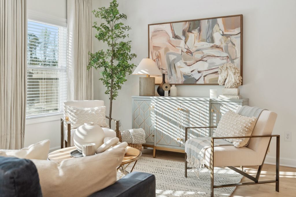 Family Room - Model