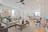 casa en East Park Village por Traton Homes