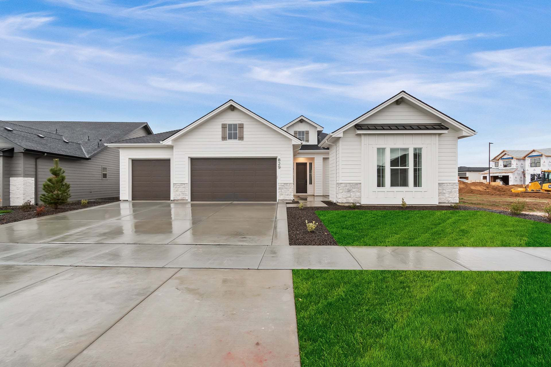 829 W Buroak Dr (Vista)