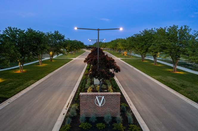Valor Entrance
