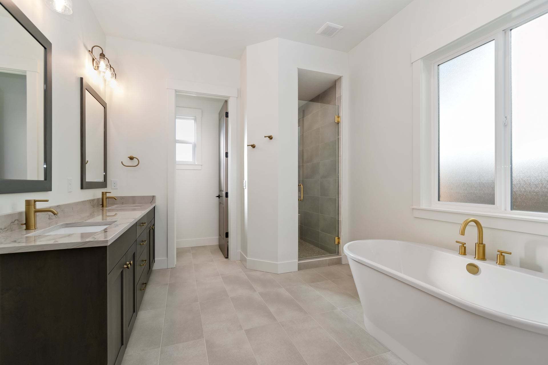 11218 S Corballis Ln (Alder)