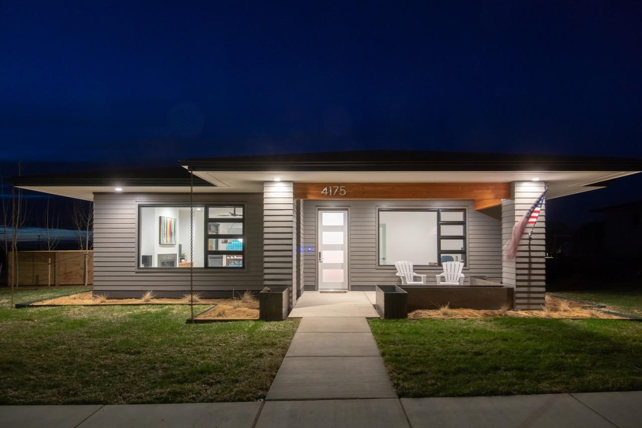 casa en Trimbach Design Build por Trimbach Design Build