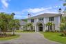 casa en Trinity Construction & Design por Trinity Construction & Design