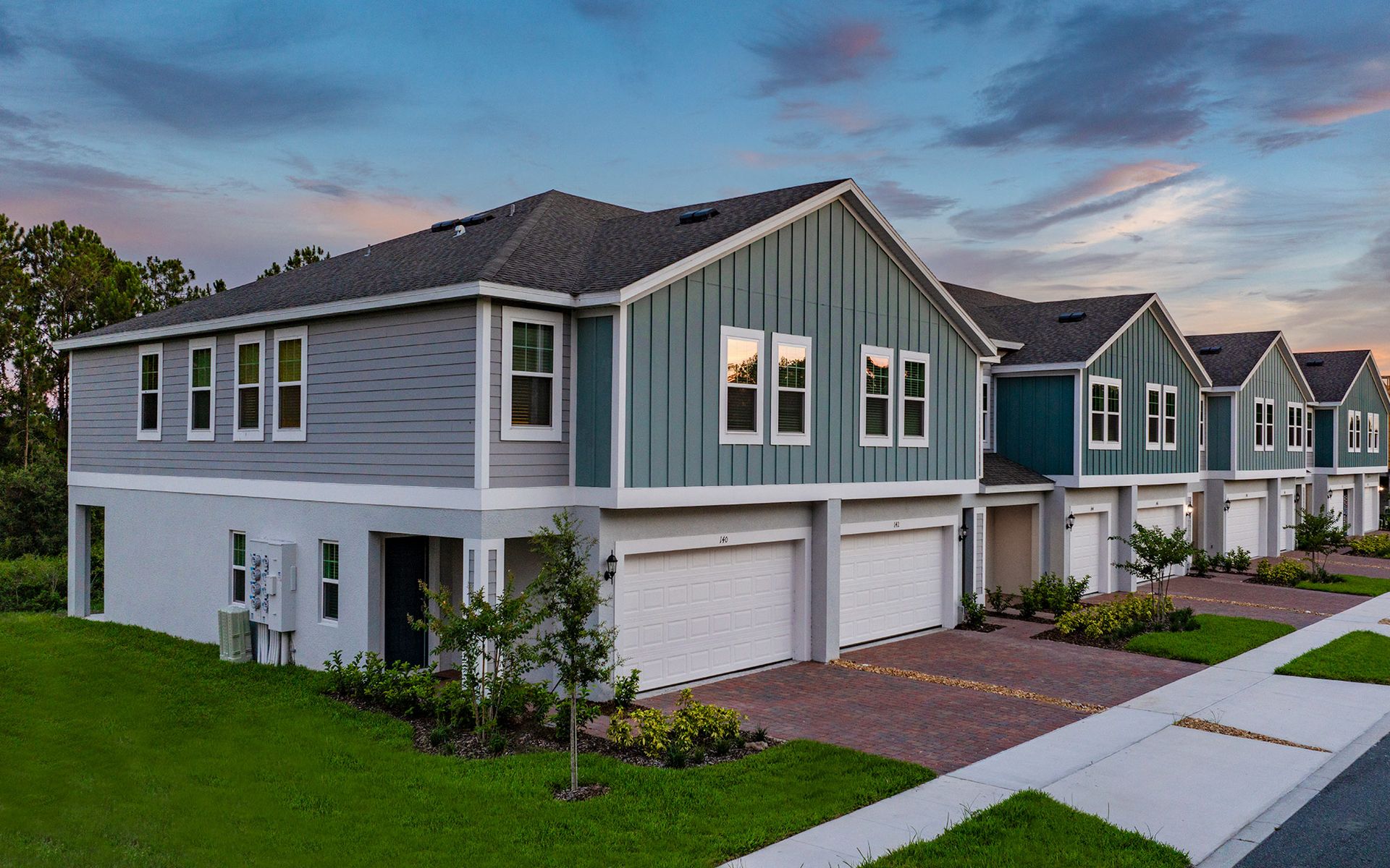 Mustang end unit at Blue Springs Reserve by Trinity Family Builders