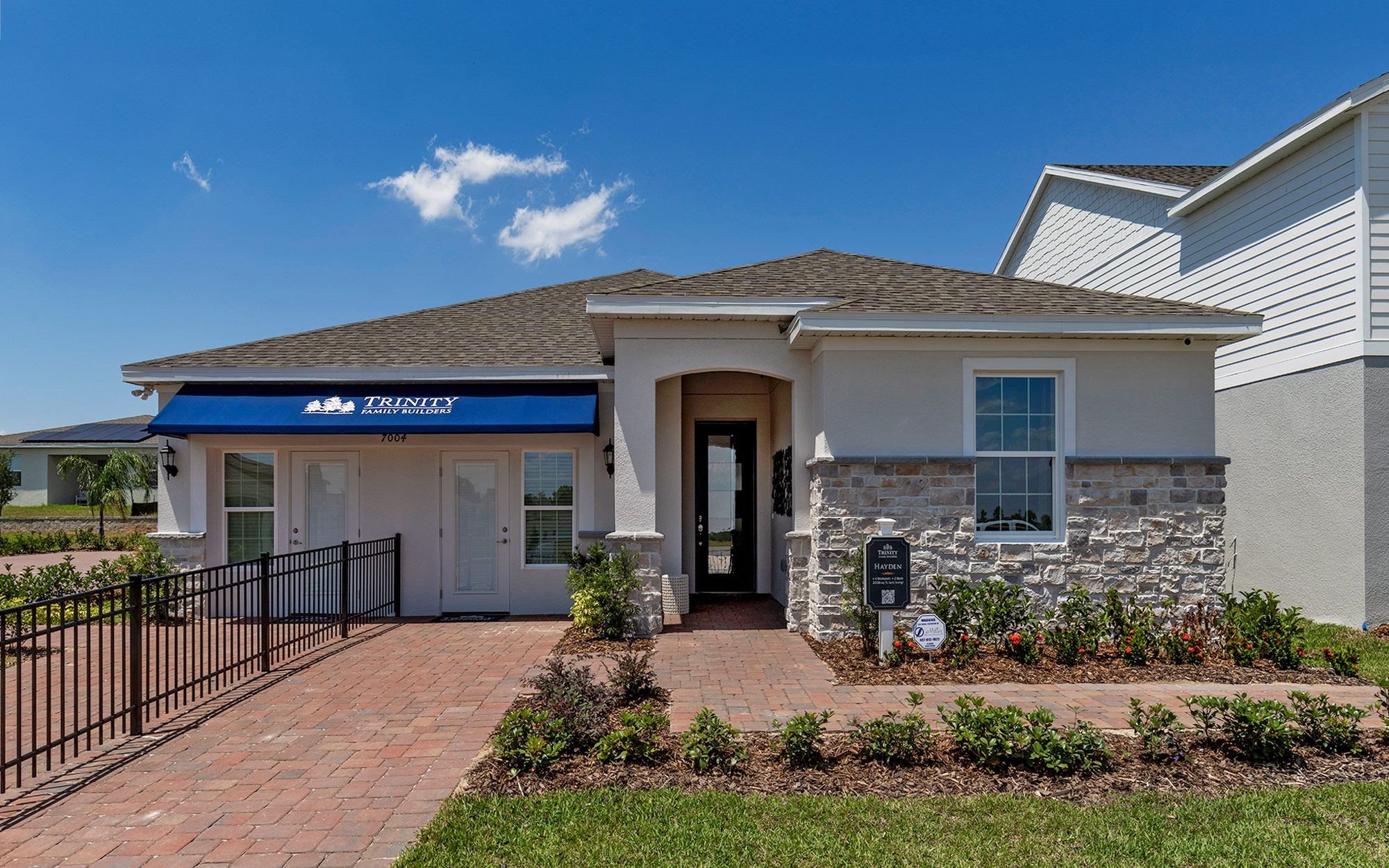 Hayden elevation 1 with optional stone