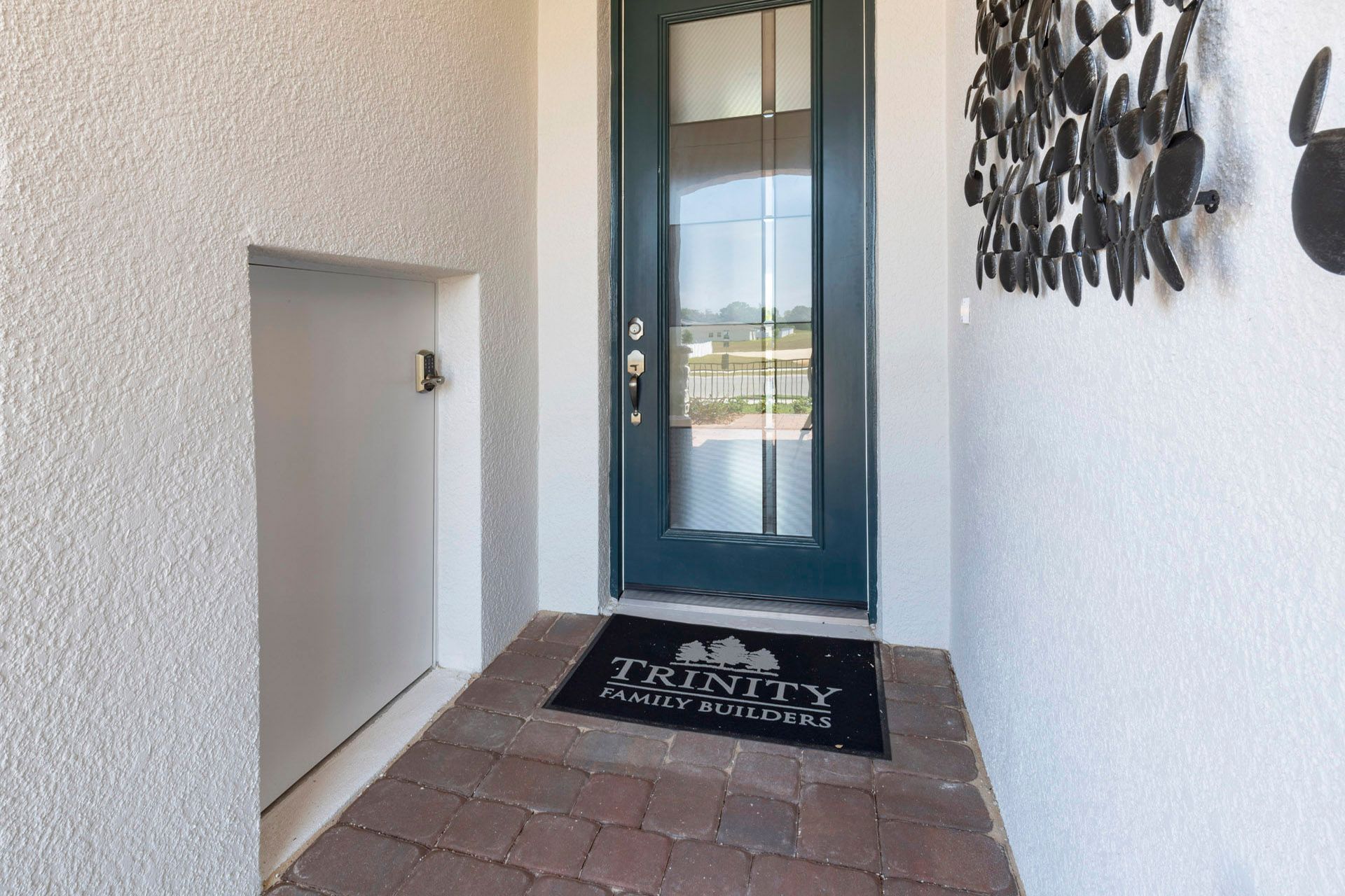 Hayden entrance & package place