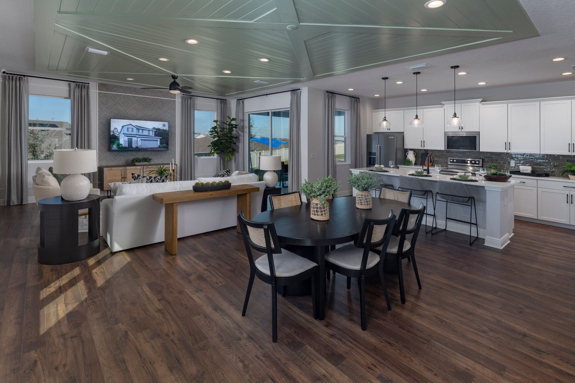 Wekiva family room