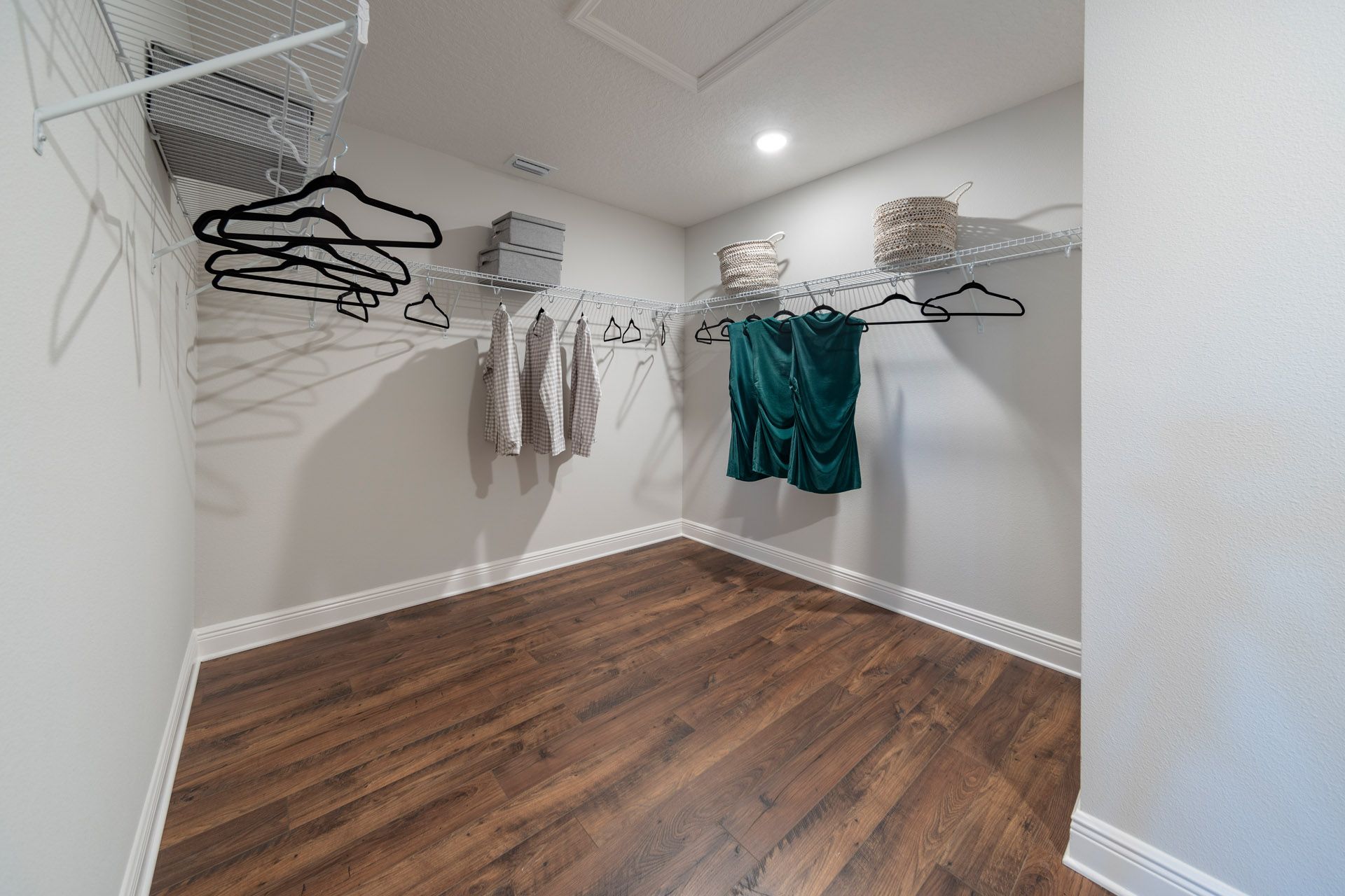 Wekiva primary bedroom WIC