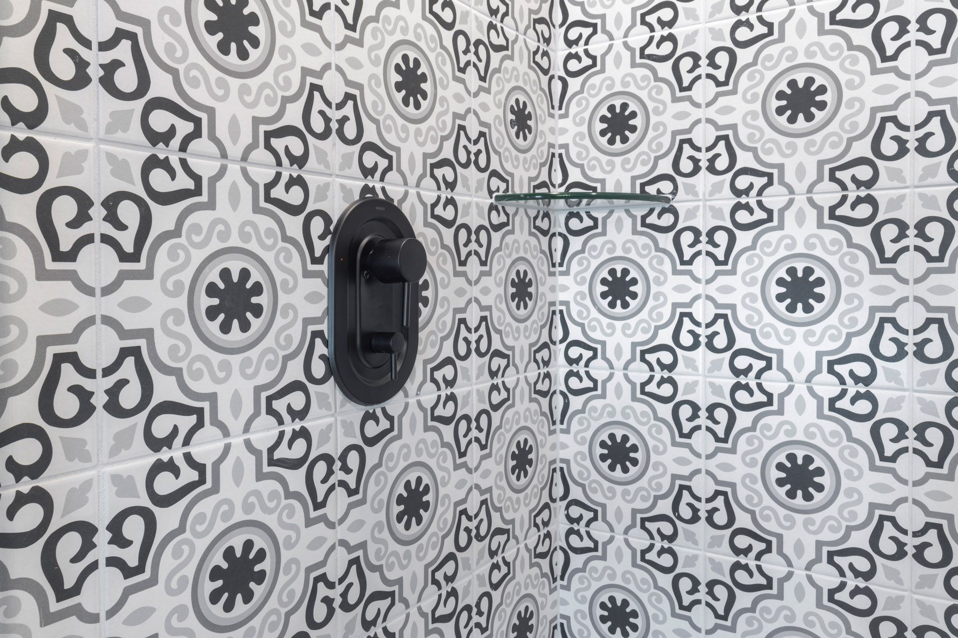 Wekiva primary bathroom