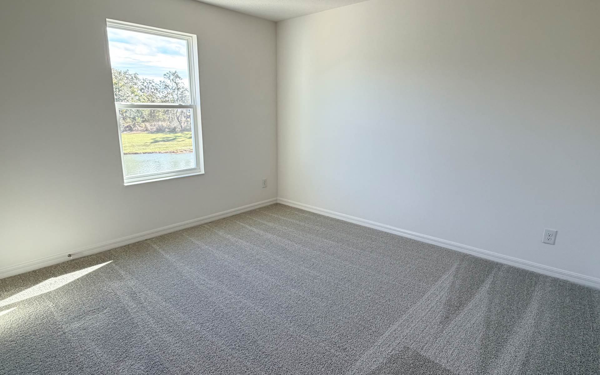 Comfortable Bedroom for Family or Guests in Central Florida Home