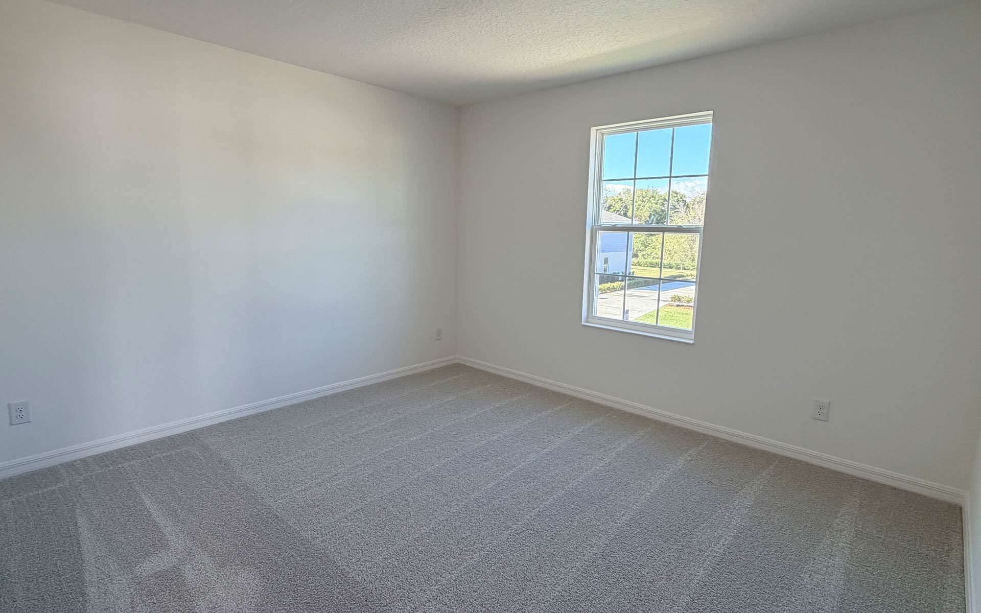 Comfortable Bedroom for Family or Guests in Central Florida Home