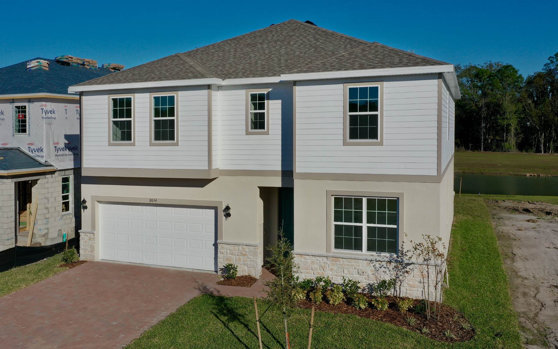 Front Exterior View of a Modern Central Florida Home