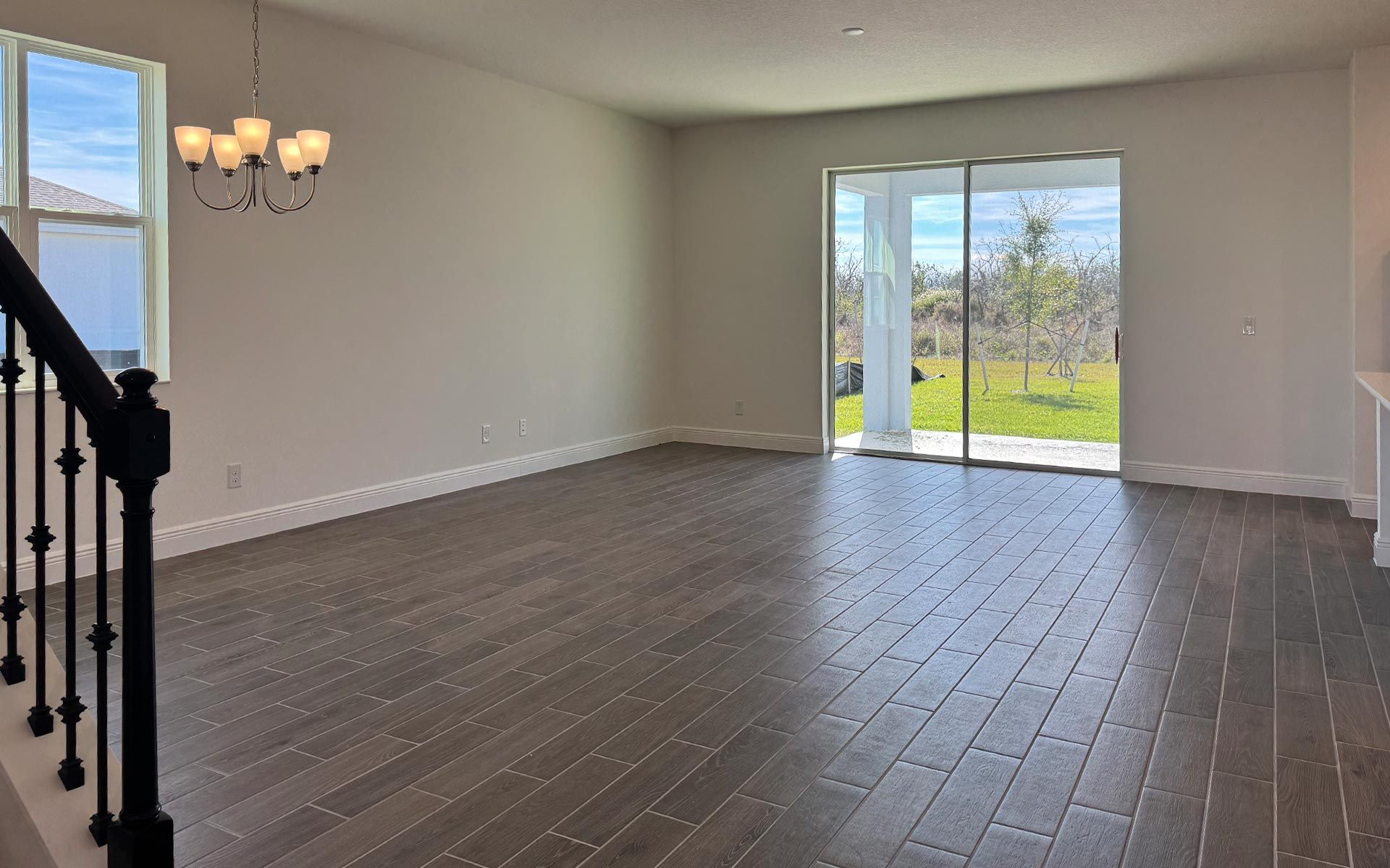Spacious and Inviting Living Room in Central Florida Home