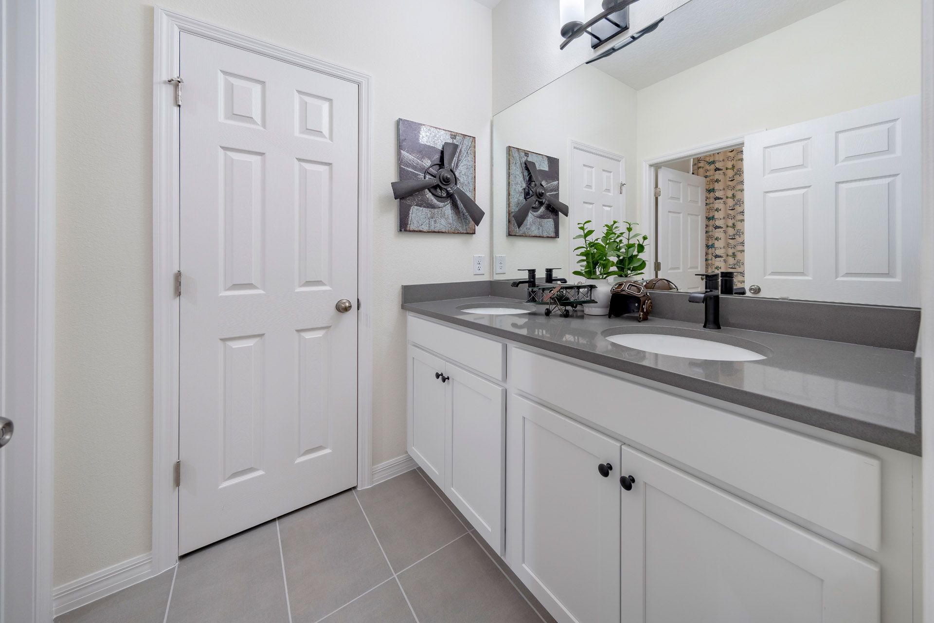 Upgraded Bathroom with Contemporary Design in Central Florida Home