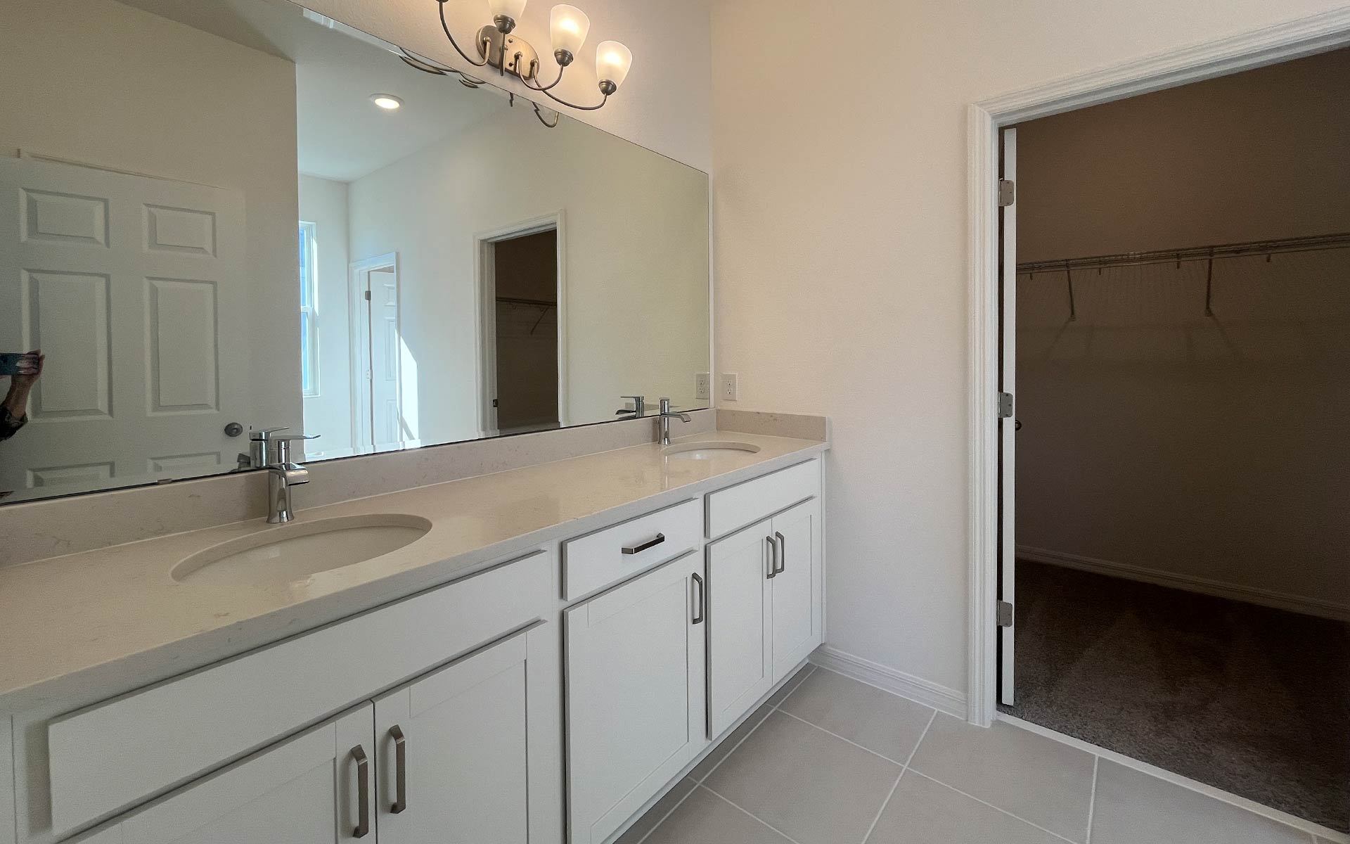Luxurious Primary Bathroom in Central Florida Home
