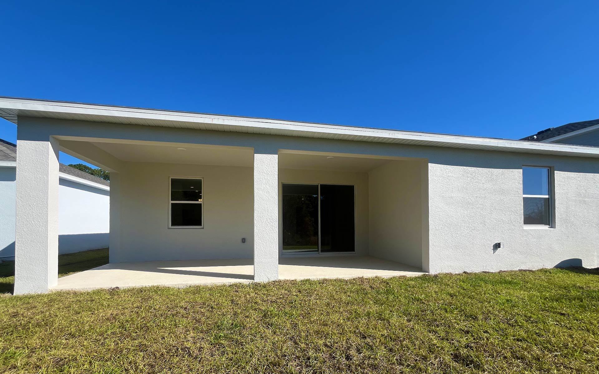 Covered Lanai for Outdoor Living in Central Florida Home