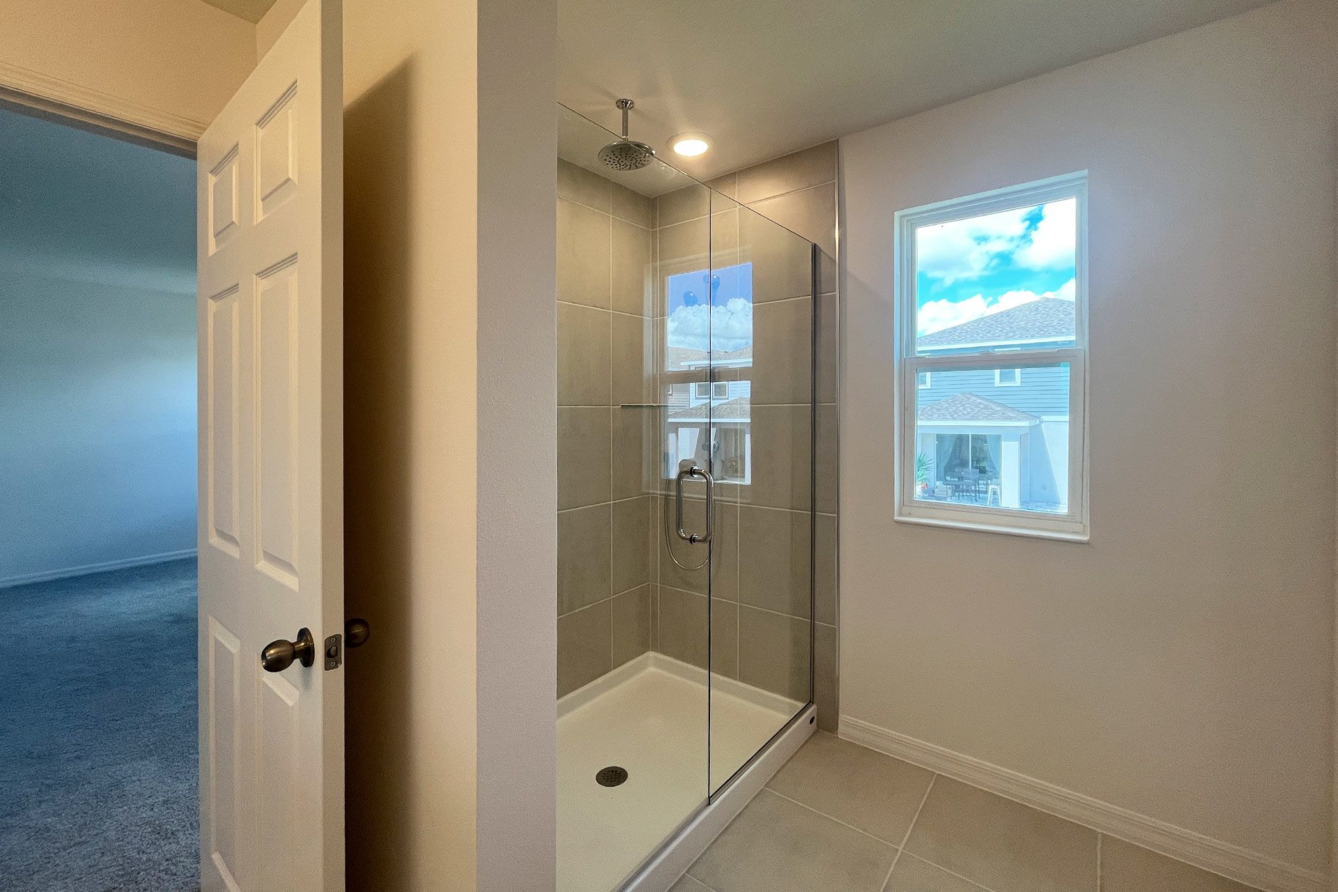 Elegant Primary Bathroom with Upgraded Finishes in Central Florida Home