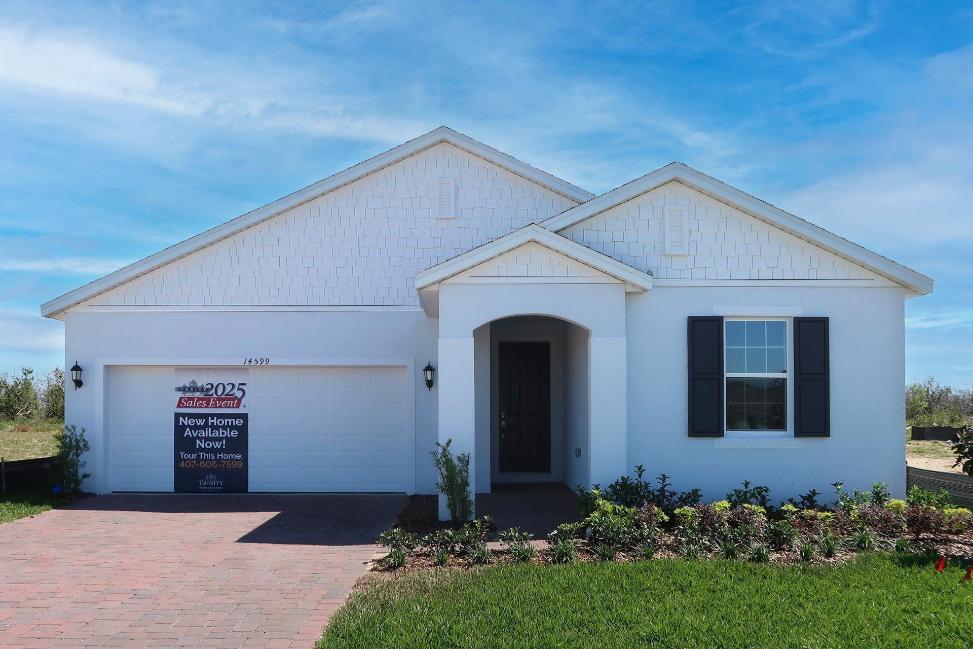 Beautiful Curb Appeal of a Central Florida Single-Family Home