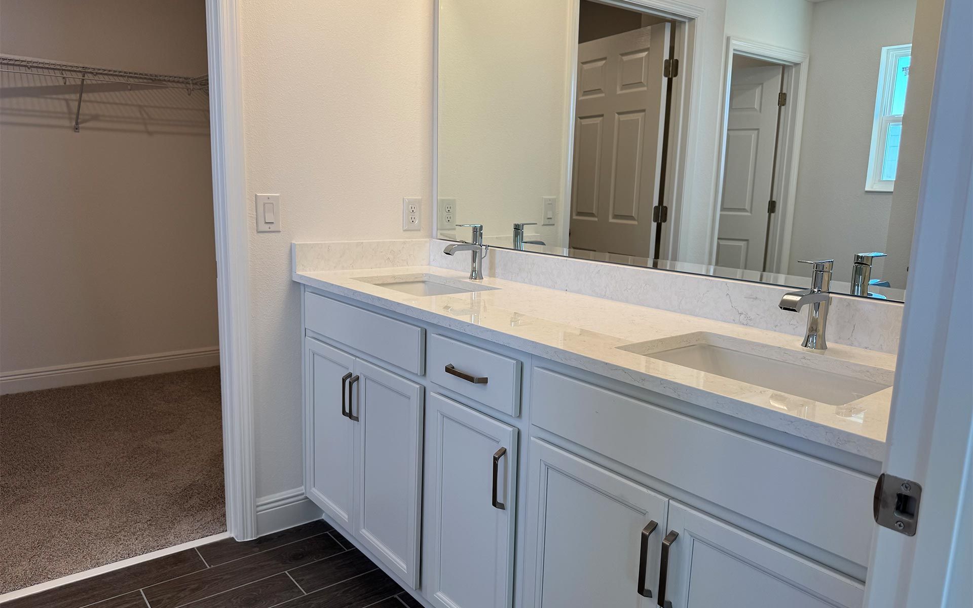 Luxurious Primary Bathroom in Central Florida Home