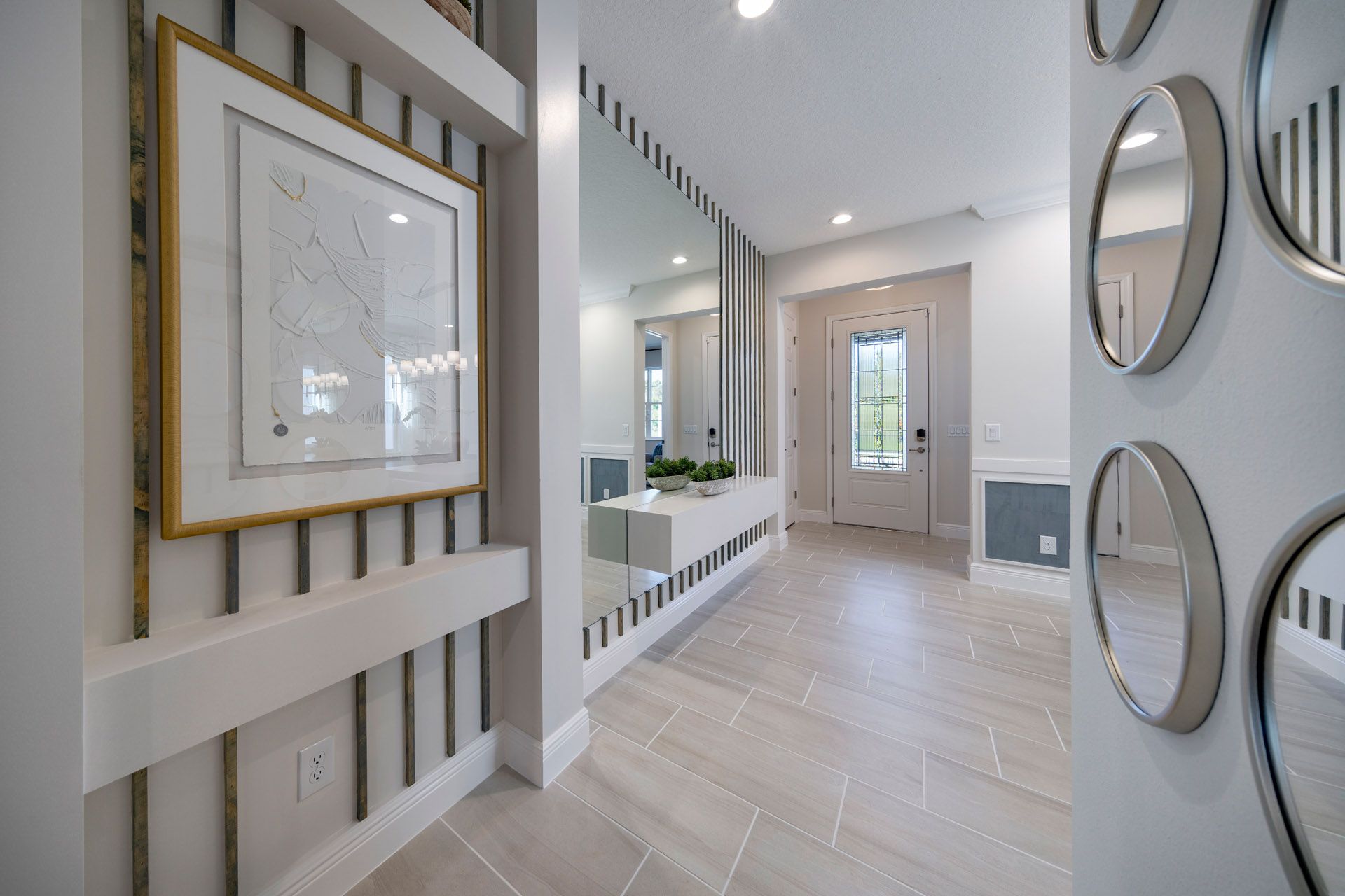 Sims foyer