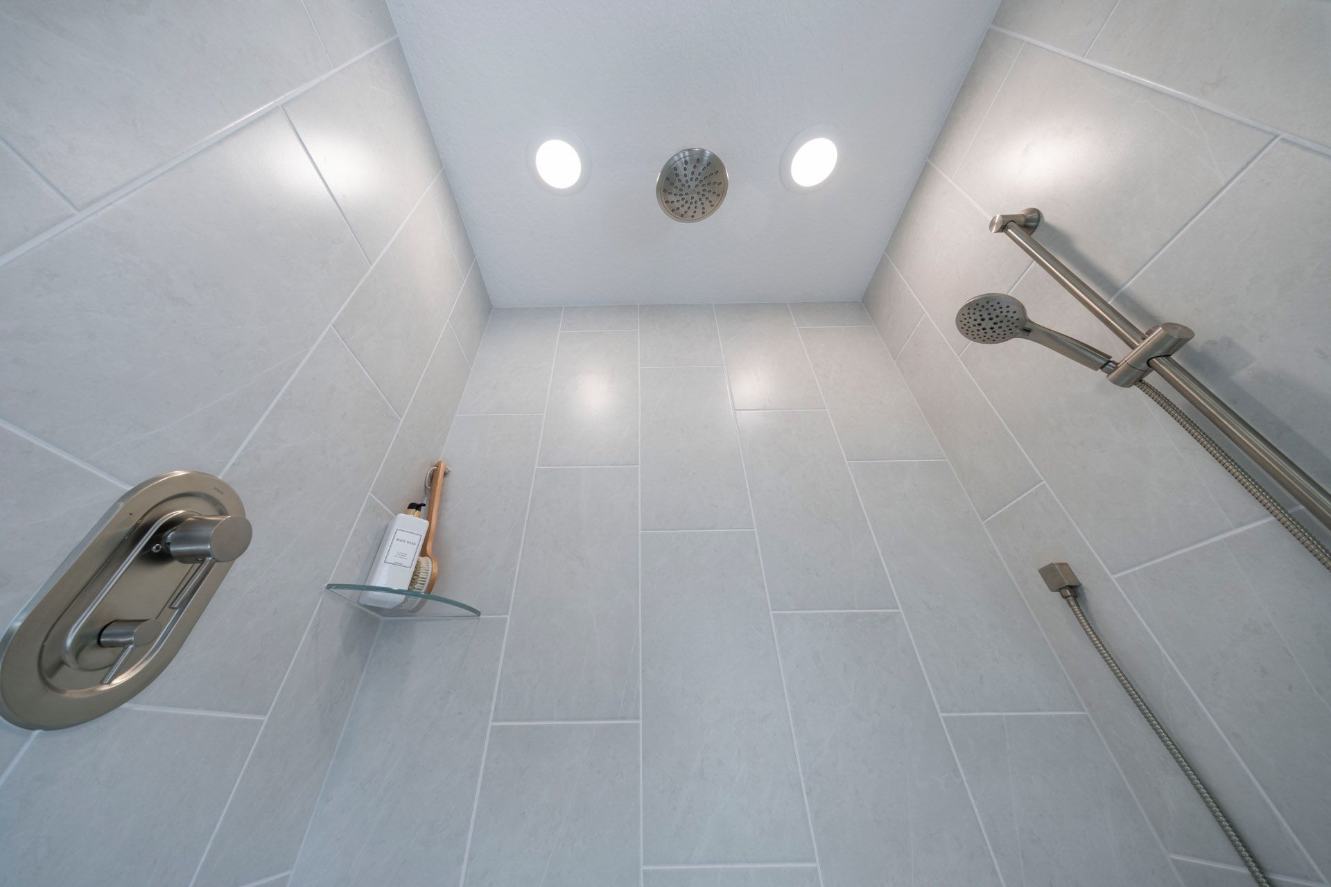 Sims primary bath