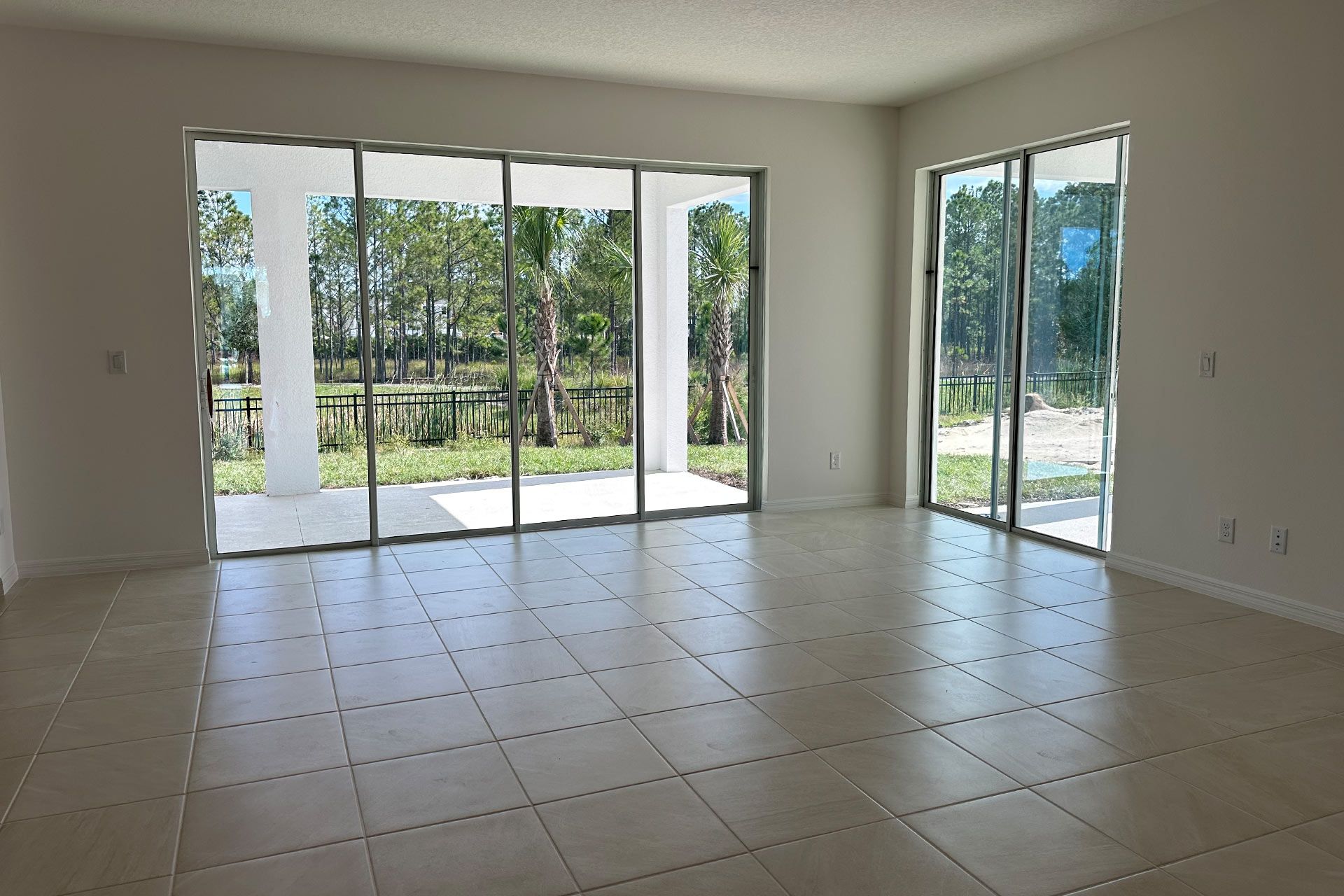 Open and Comfortable Living Area in Central Florida House