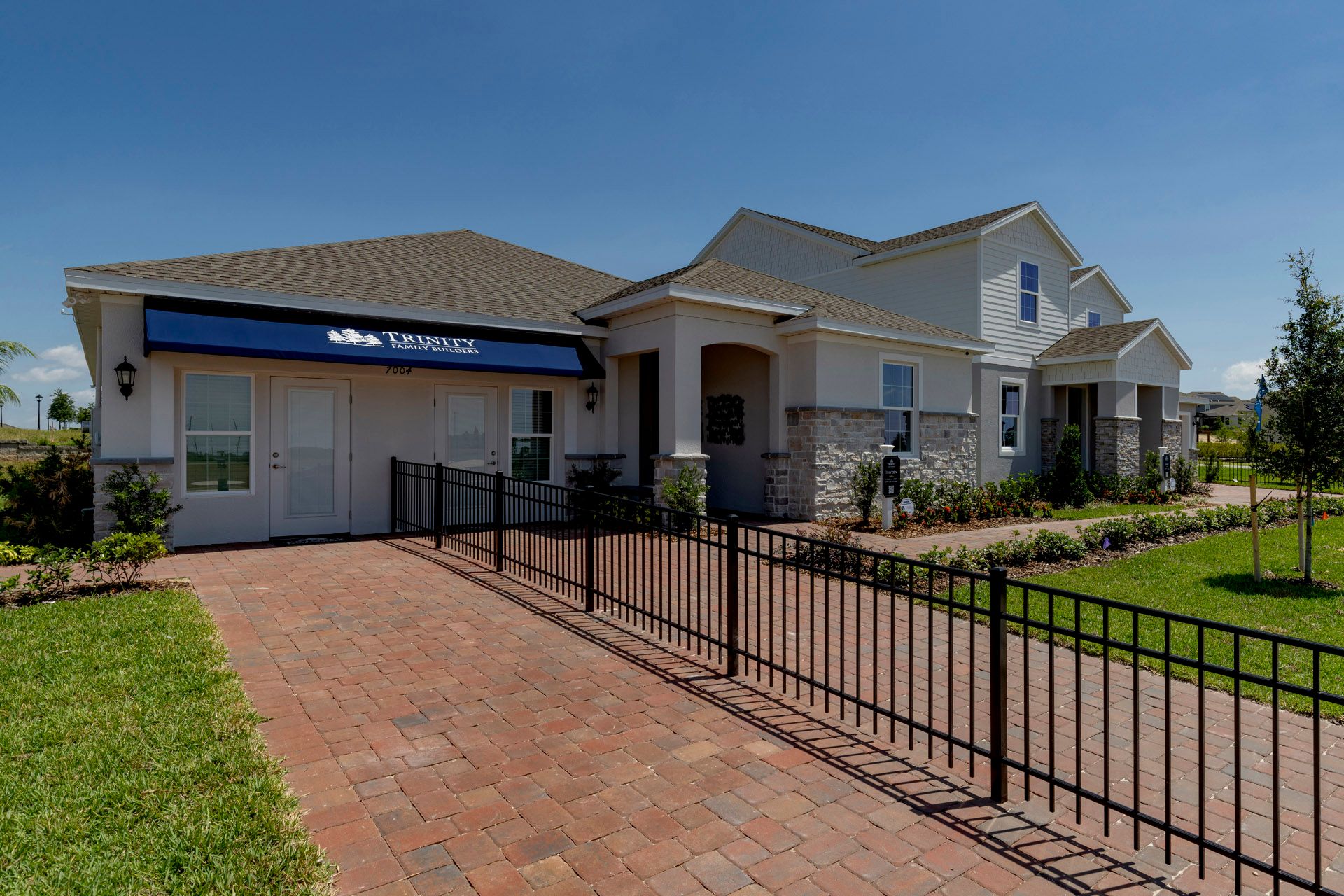 Model center at Trinity Lakes