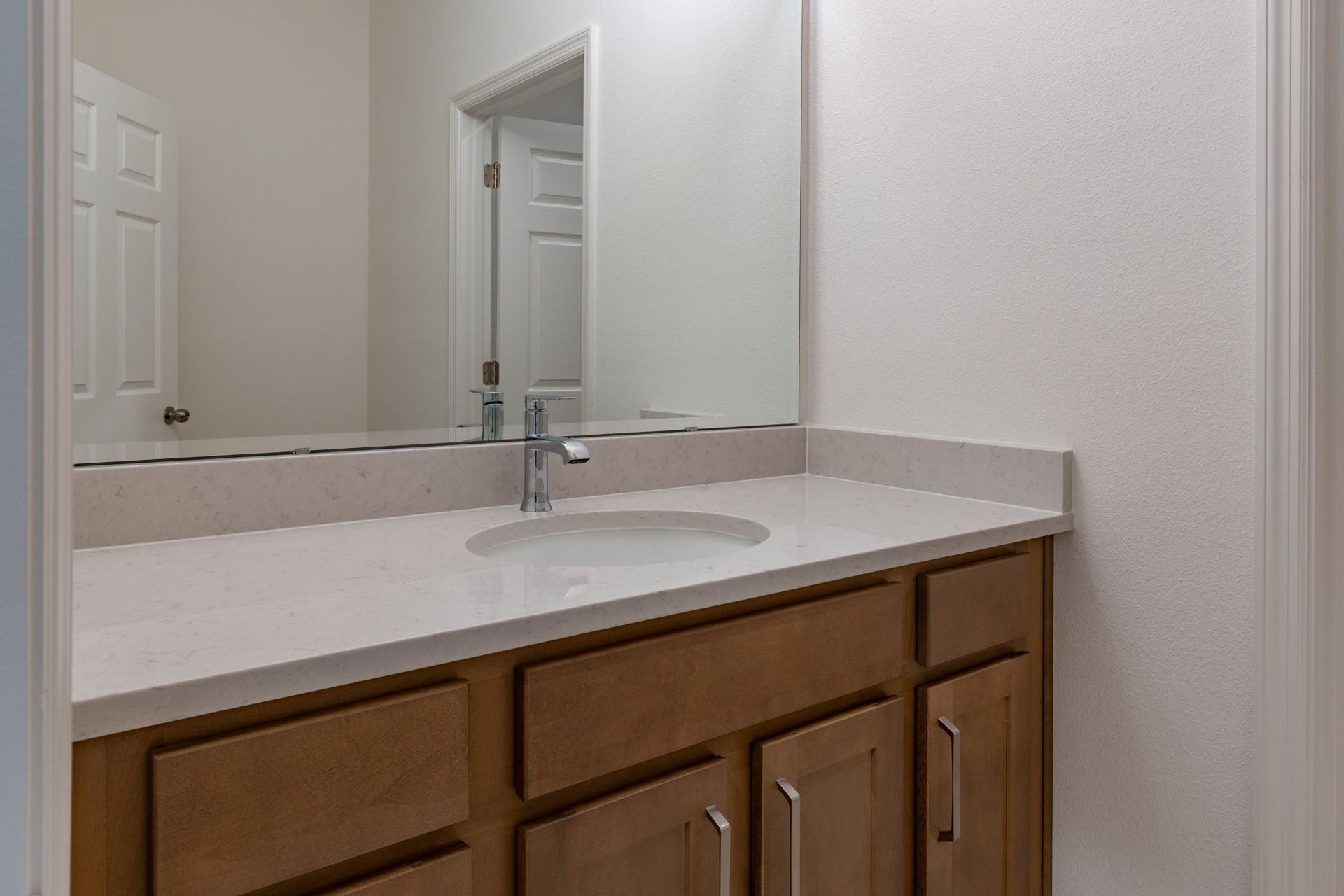 Modern Bathroom with Stylish Fixtures in Central Florida Home