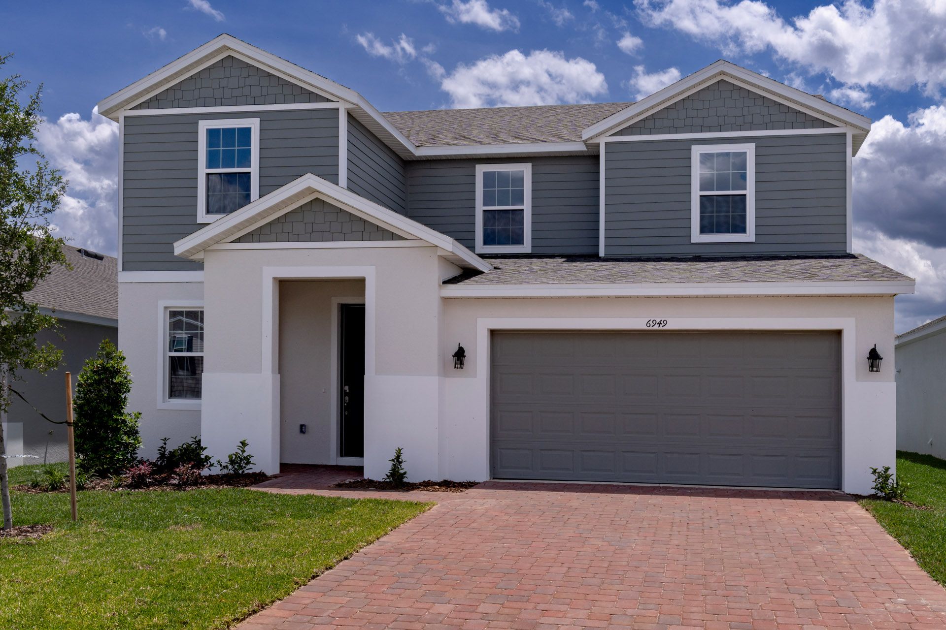 Front Exterior View of a Modern Central Florida Home