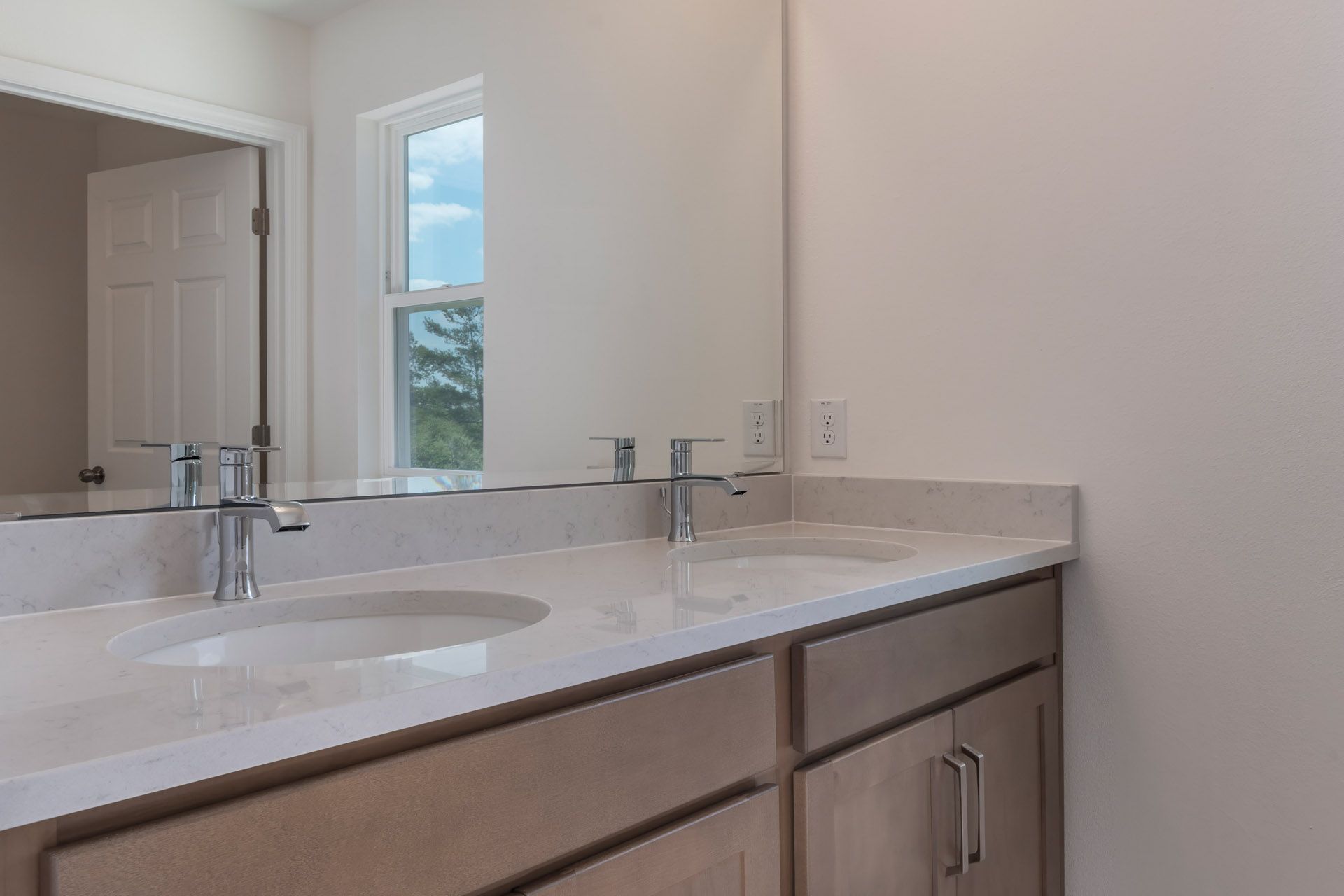 Well-Appointed Bathroom in Central Florida Single-Family Home
