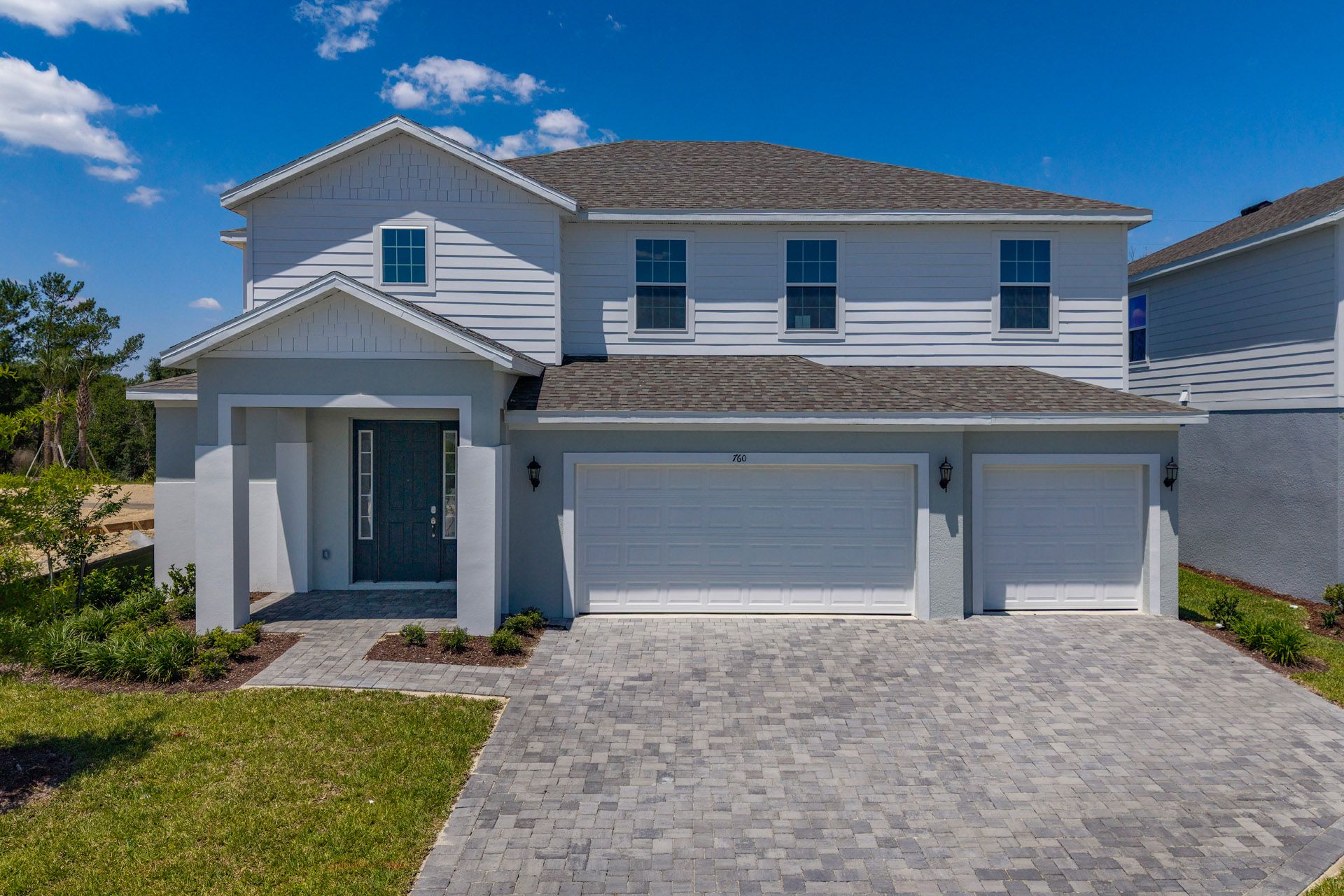 Front Exterior View of a Modern Central Florida Home