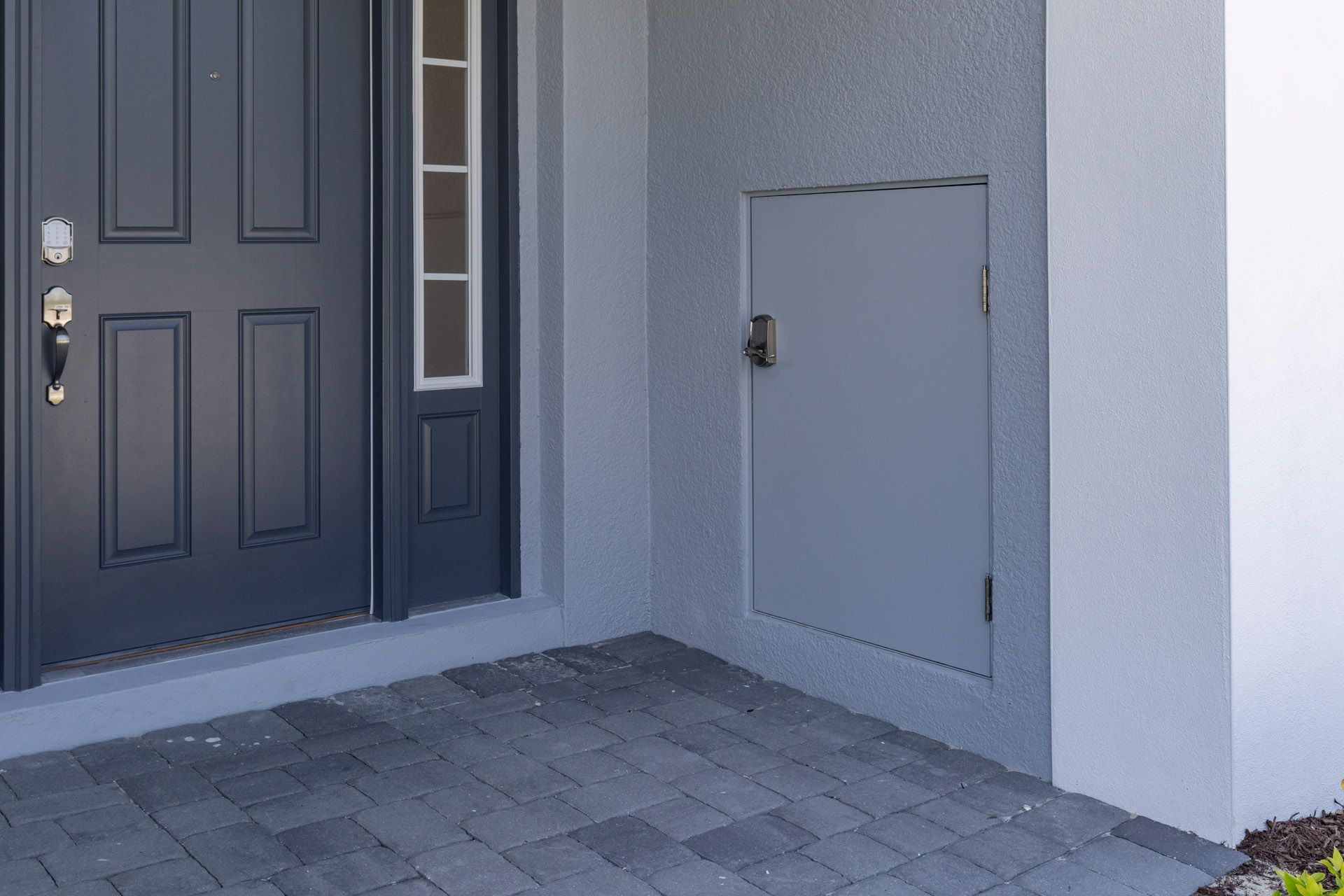 Convenient & Secure Package Place with Electronic Lock